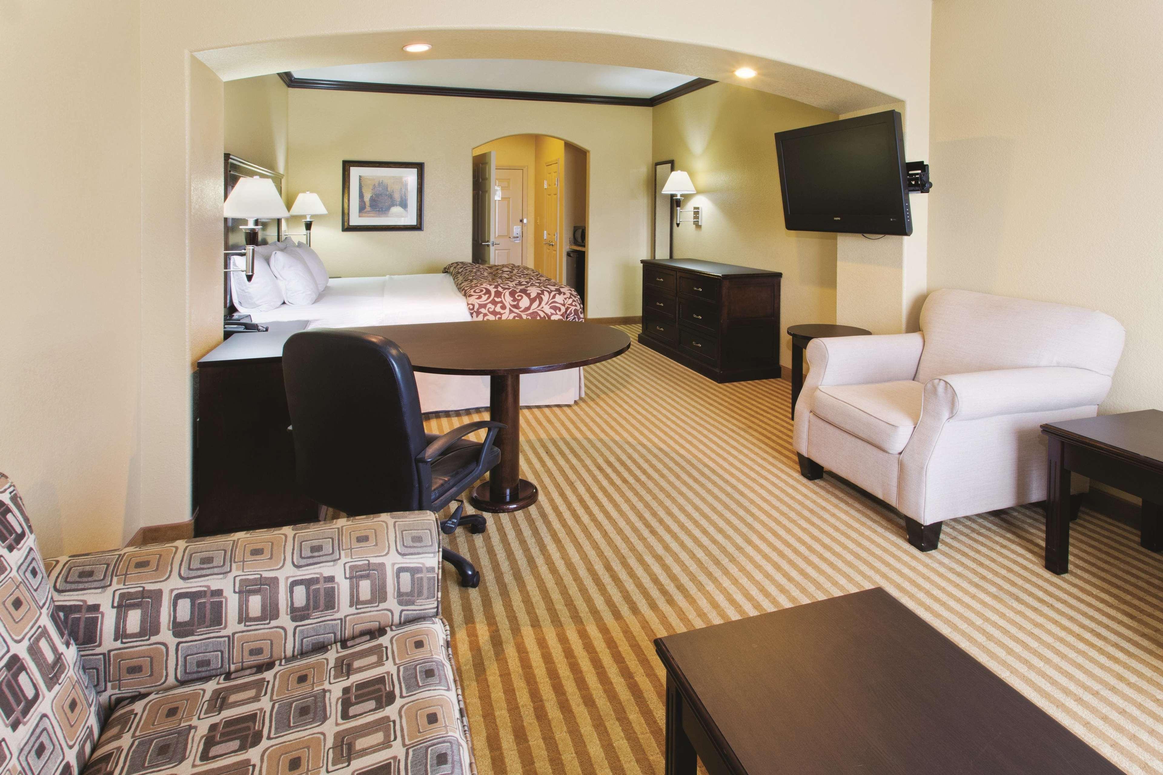 La Quinta Inn And Suites By Wyndham - Schertz Kültér fotó